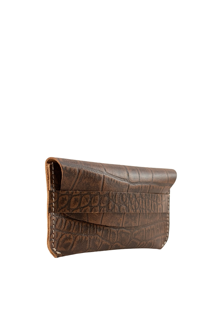 Betty, Brown Croc