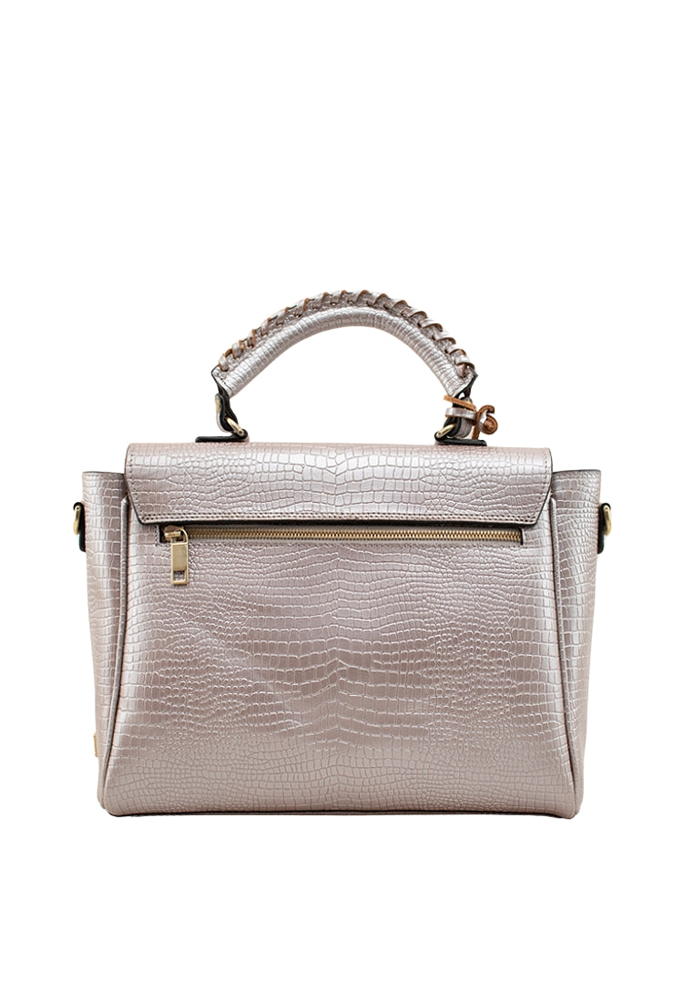 Pearly, Cinnamon Dilla
