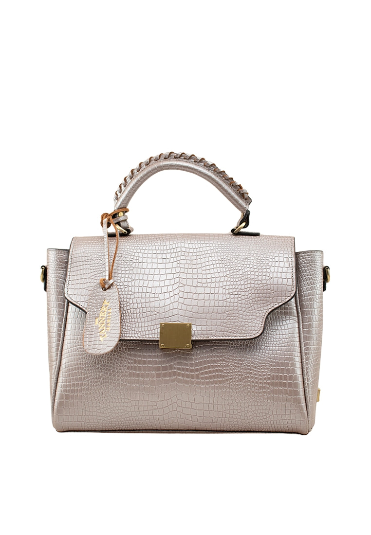 Pearly, Cinnamon Dilla
