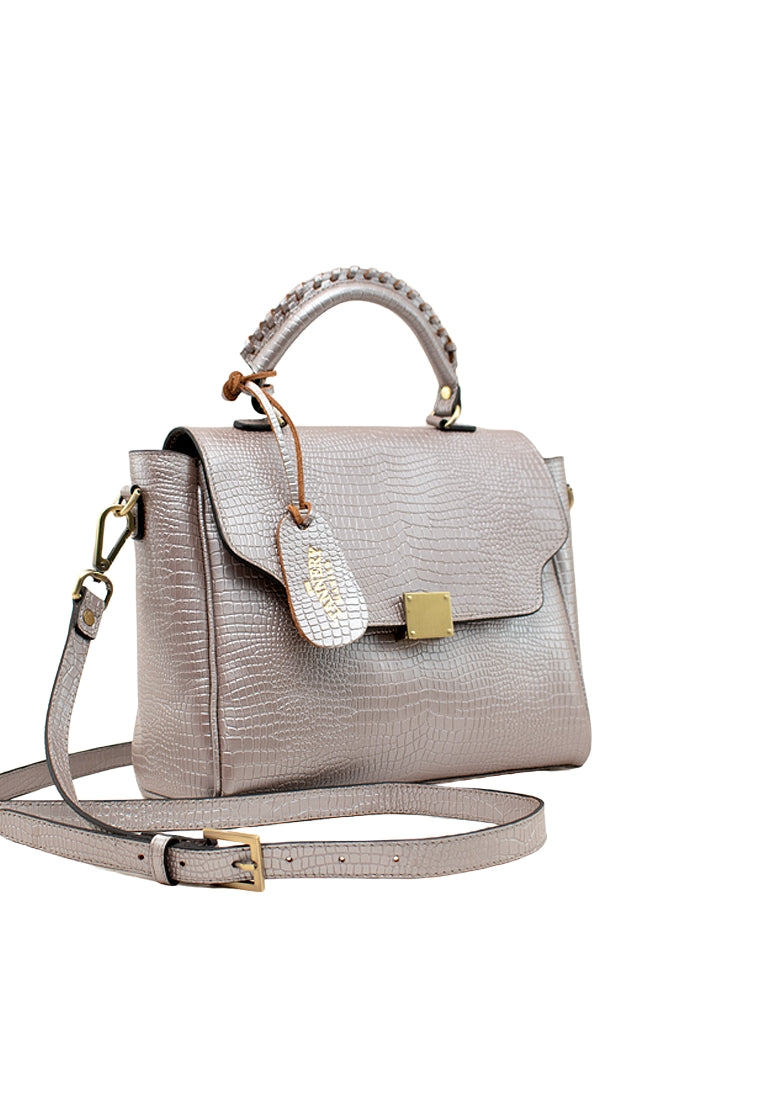 Pearly, Cinnamon Dilla