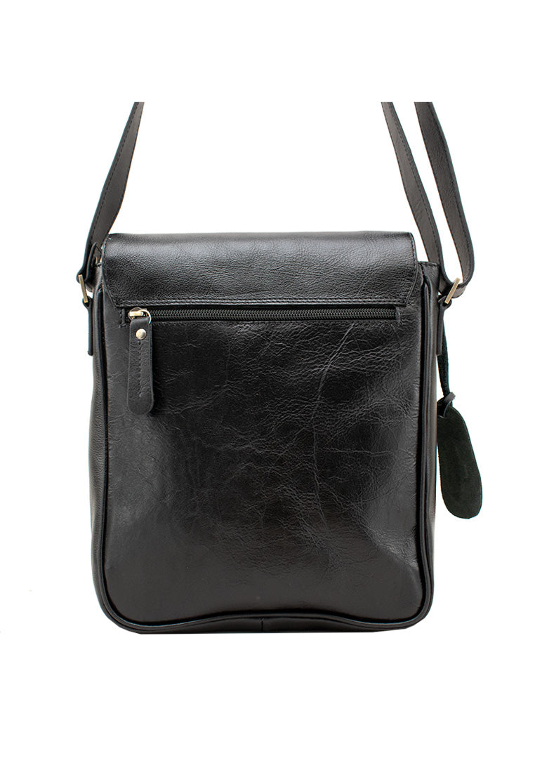 The Darius, Black