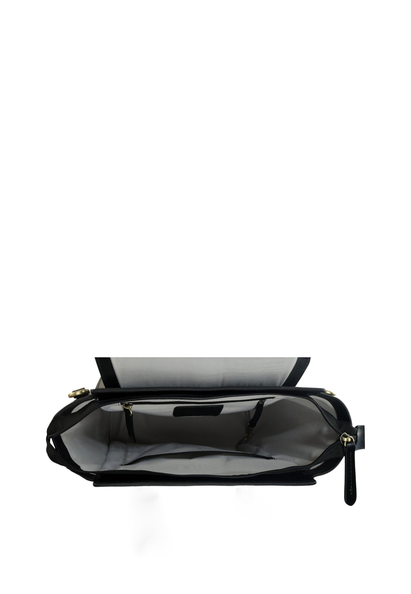 Isabelle, Black
