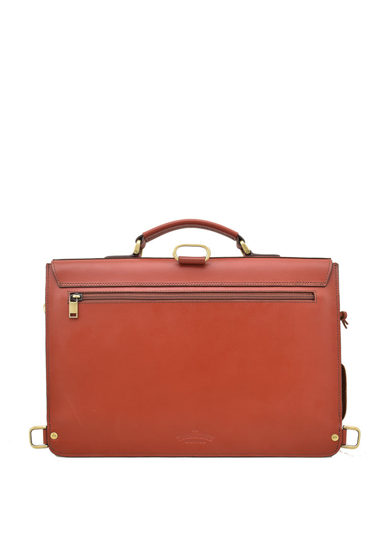 The Mateo, Bole Brown