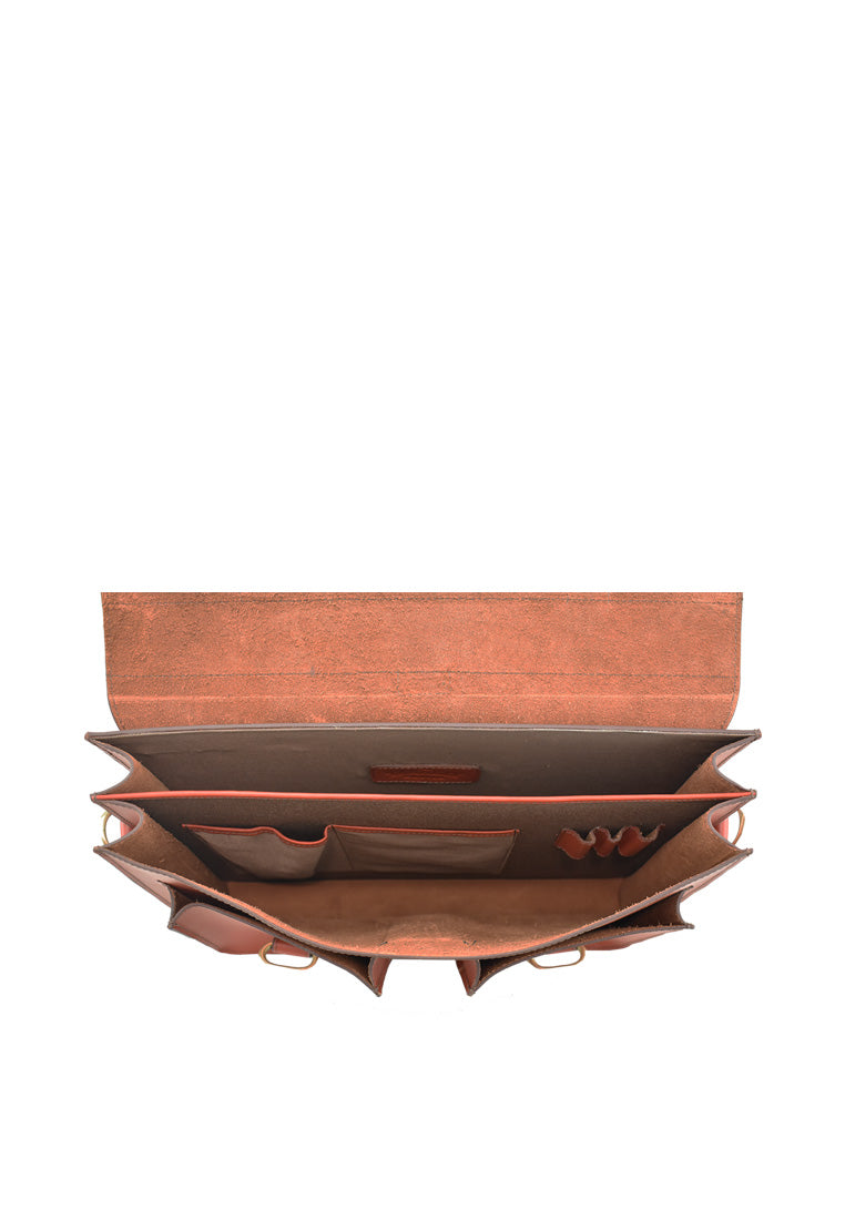 The Mateo, Bole Brown