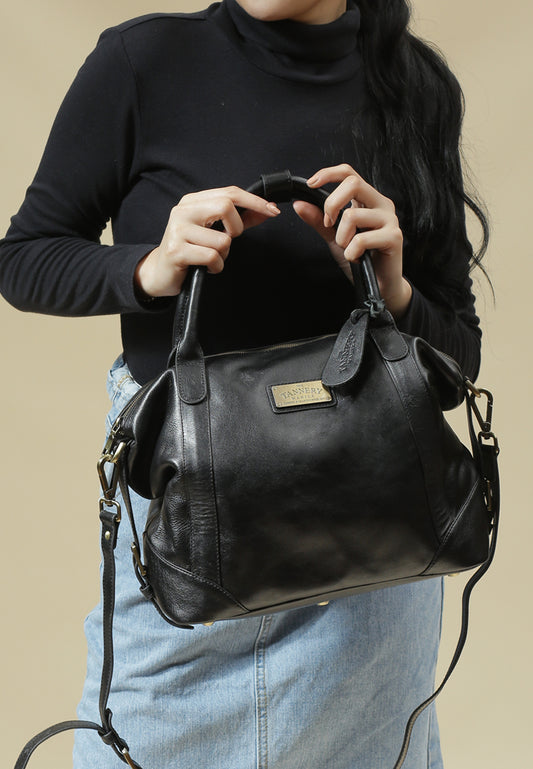 Helena, Black Hi-shine