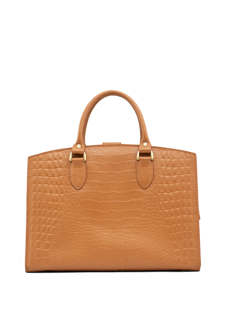 The Pauline, Tan Hunter