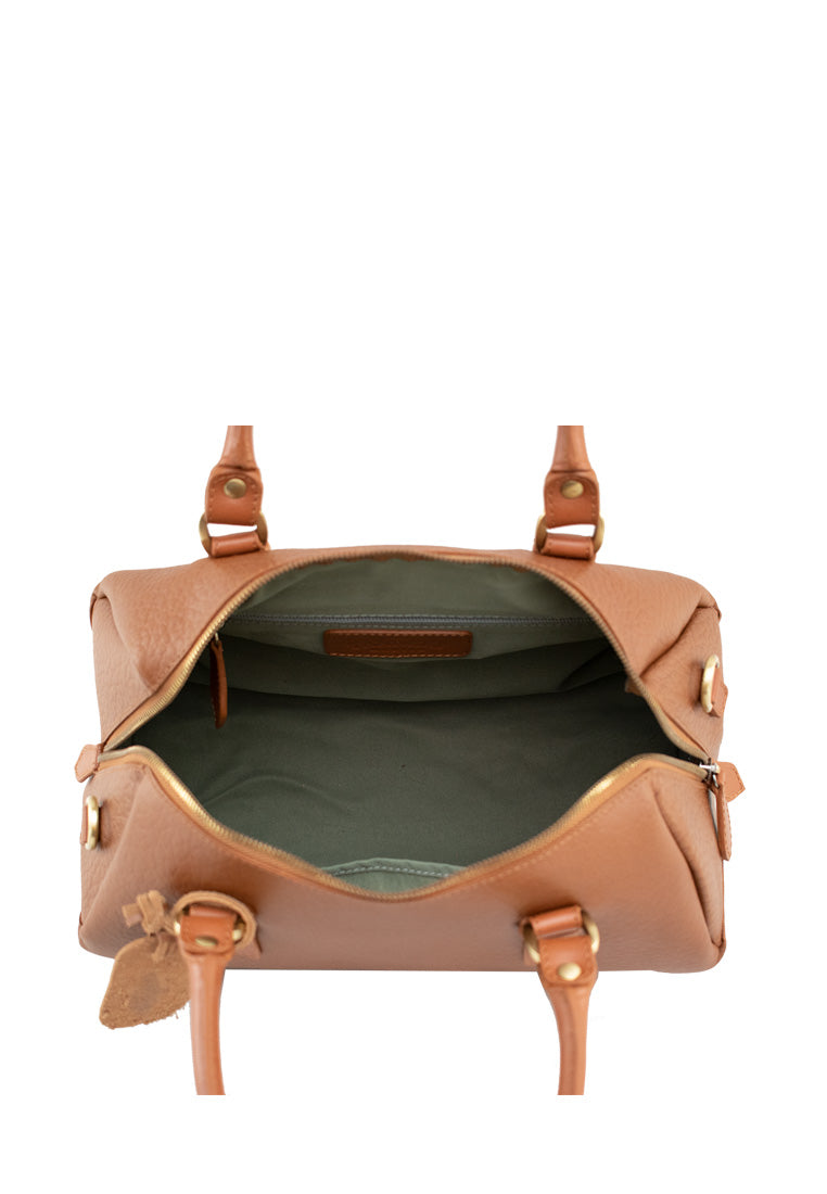 Pia, Nut Brown Floater