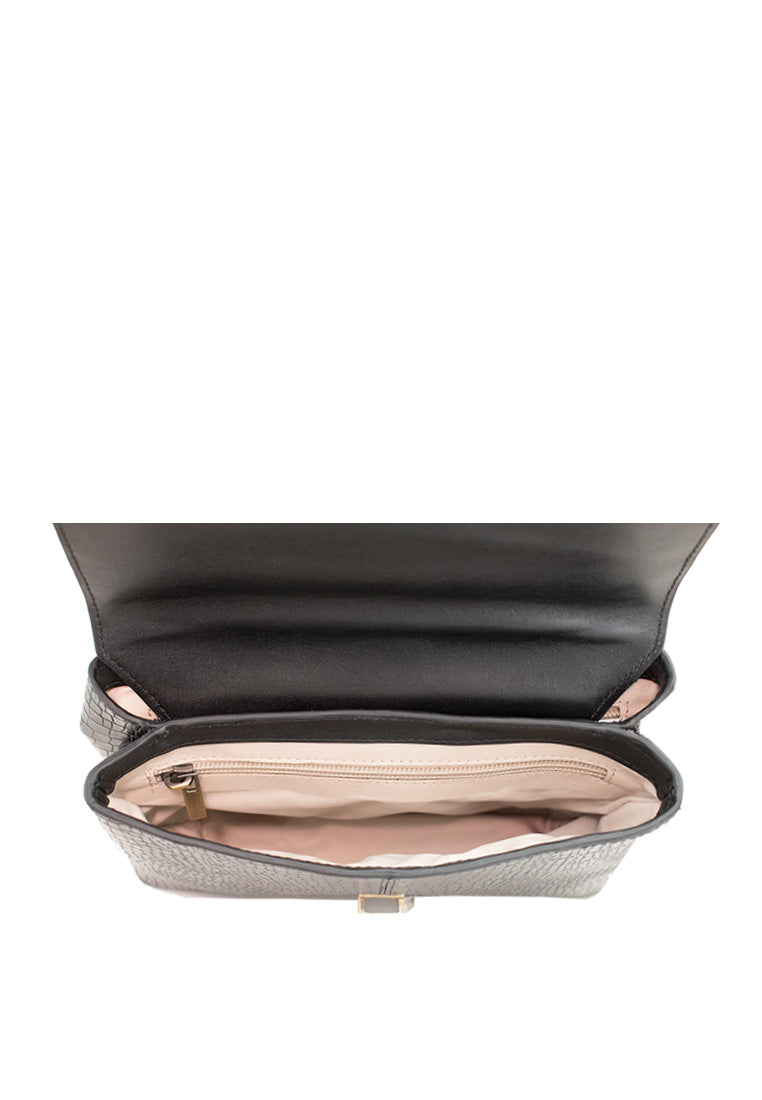The Polly, Black Dillia