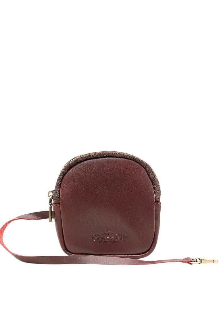 Lexie, Mahogany