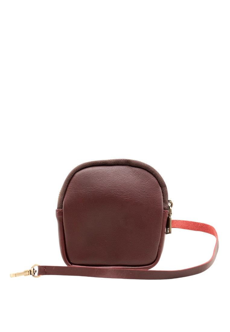 Lexie, Mahogany