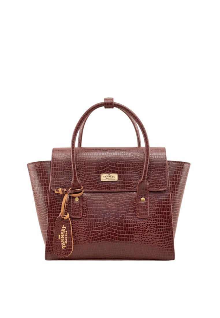 Isabelle, Oxblood Dilla