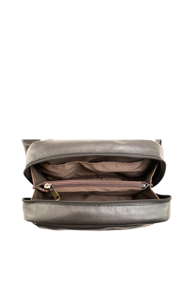 Connor, Black Walrus