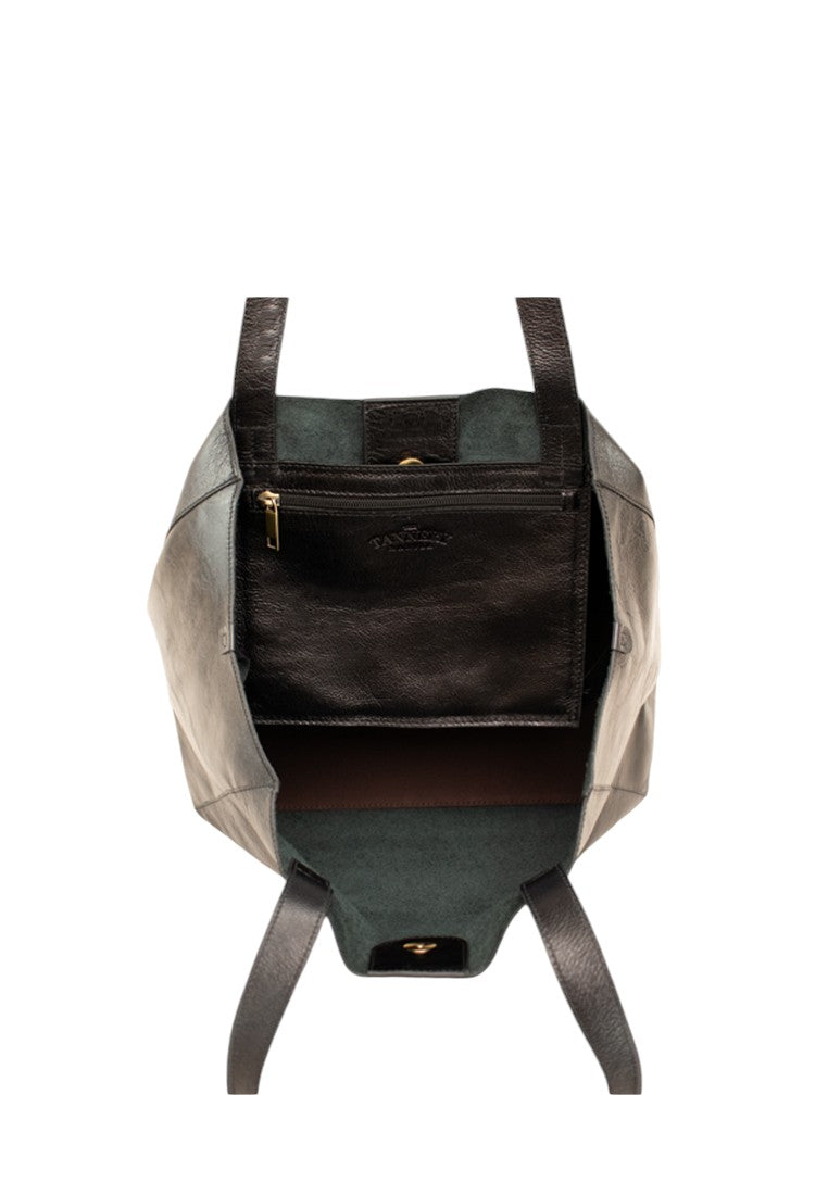 The Hailey, Black Nappa