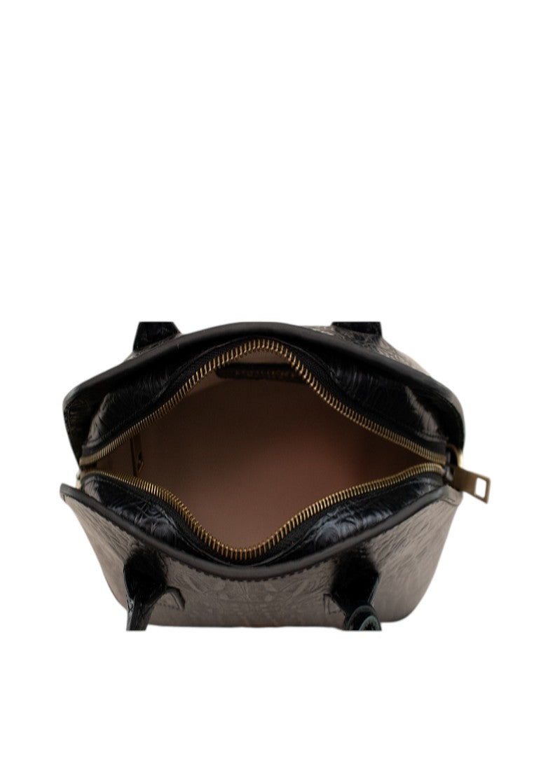 Christina, Onyx Hunter