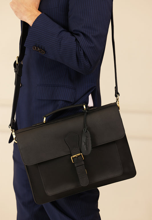 Matthew, Nero Black