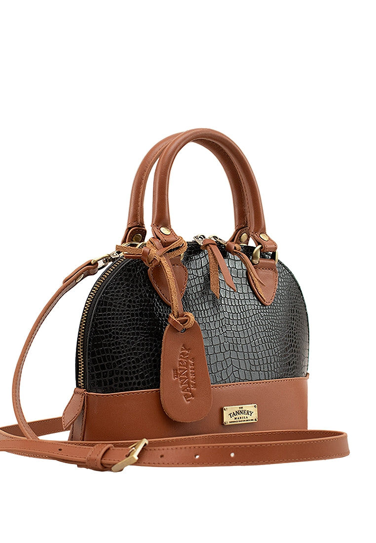 Ellie, Black Dillo