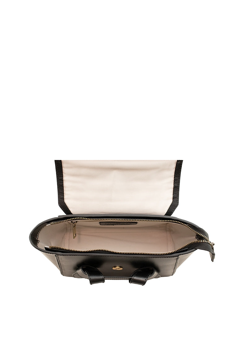 Fiona, Sable Black