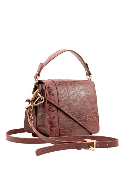 Noel, Oxblood Dilla