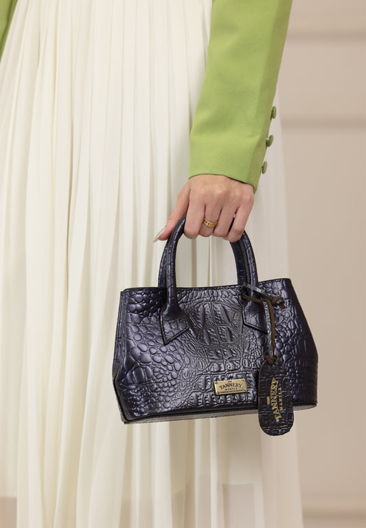 Carol, Sapphire Hunter