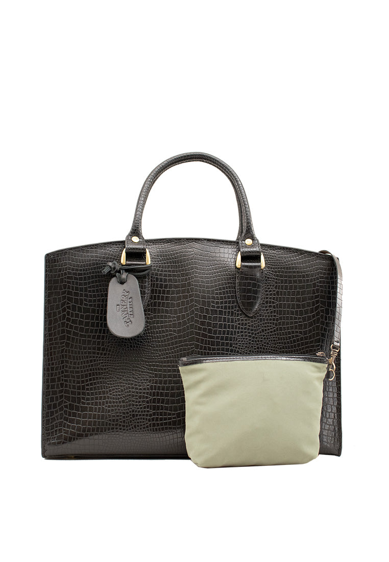The Pauline, Black Dillia