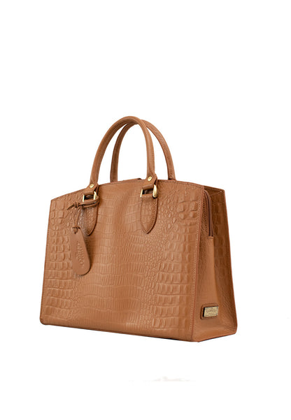 The Pauline, Tan Hunter