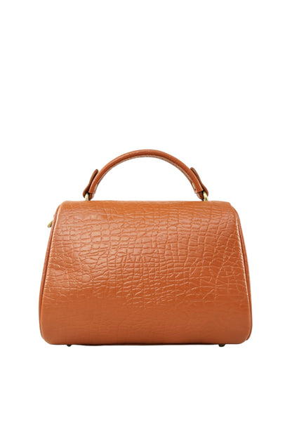 Roxy, Tan Saville
