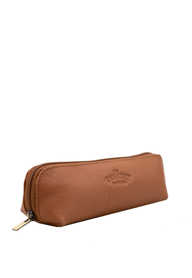 Sergio, Sienna Tan