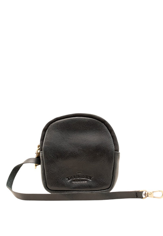 Lexie, Black
