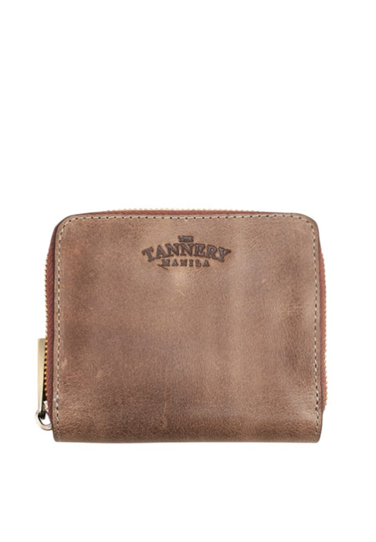 Daphne, Gray Firestone