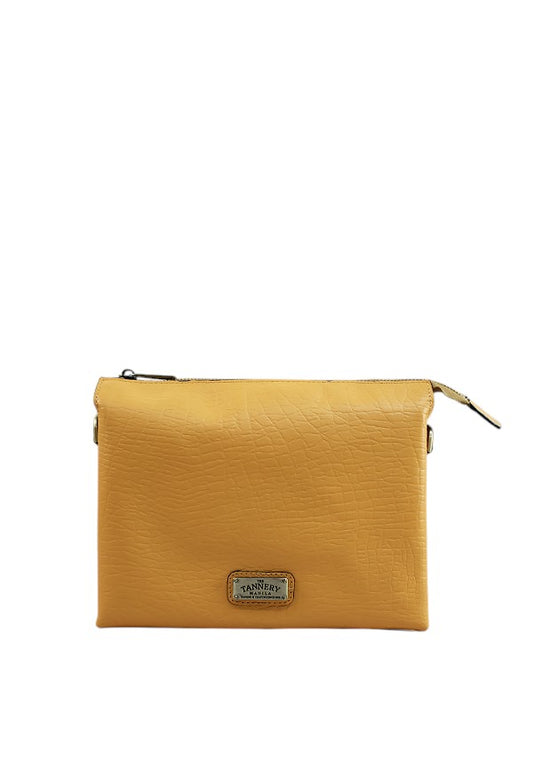 Calista, Yellow Saville