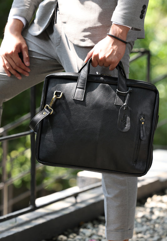 The Alonso, Black Hi-Shine Nappa