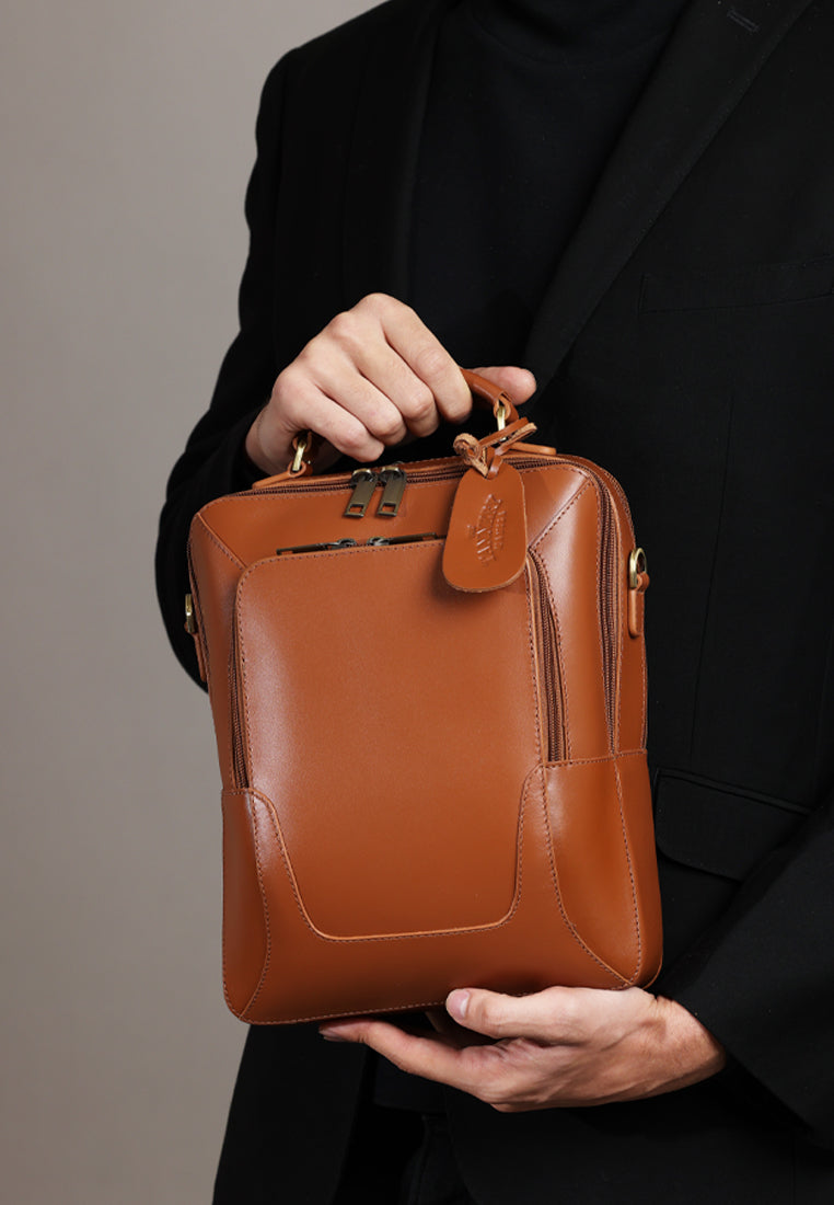 Fisher, Saddle Tan