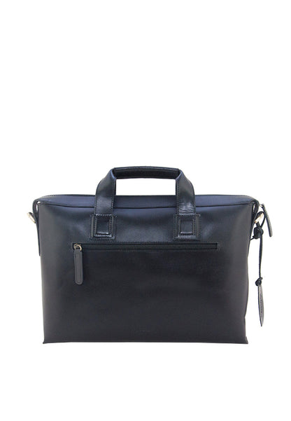 Avery (L), Black