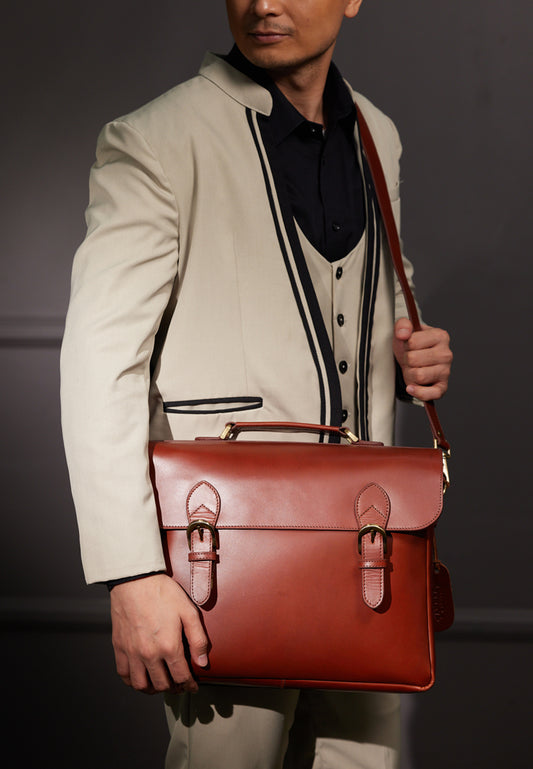 The Baris, Bole Brown