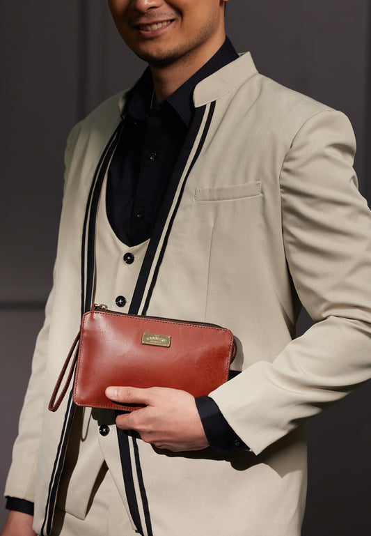 Hunter (S), Bole Brown